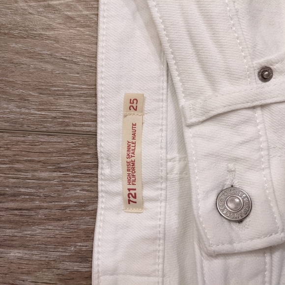 Levi's 721 High Rise Skinny, White Denim, Size 25 - Picture 5 of 7